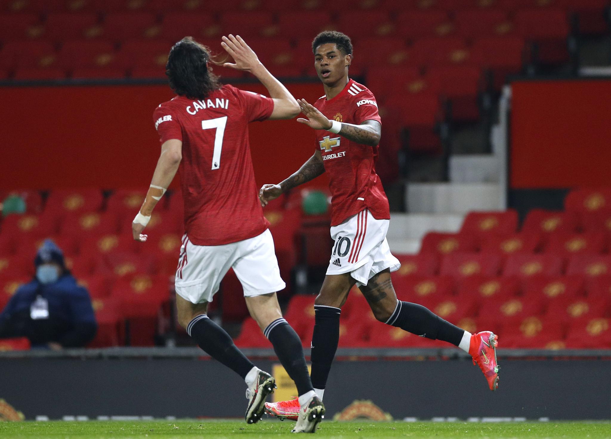 步动向更是 步动向更是